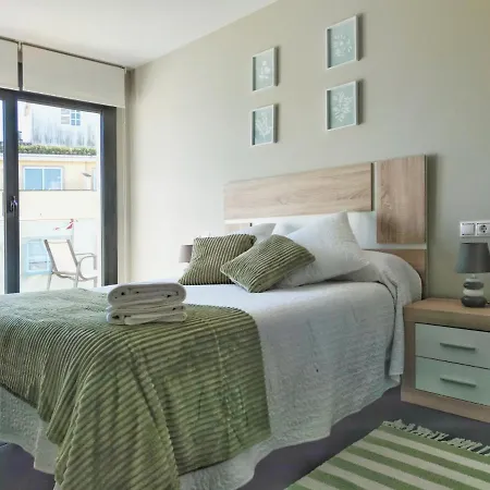 Appartement Desconectaengalicia Atico La Perla, Piscina Y Pista Tenis *