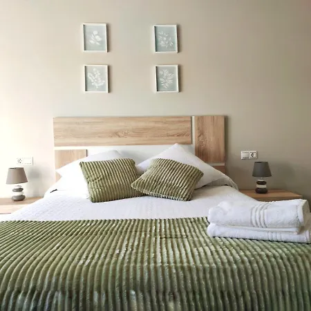 Desconectaengalicia Atico La Perla, Piscina Y Pista Tenis Appartement *