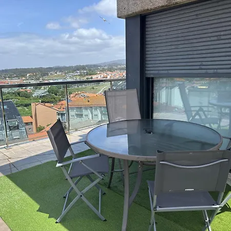 Apartment Desconectaengalicia Atico La Perla, Piscina Y Pista Tenis
