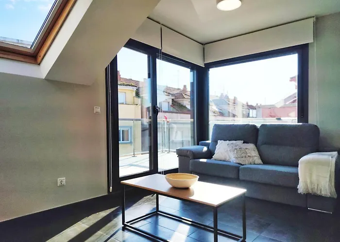 Apartment Desconectaengalicia Atico La Perla, Piscina Y Pista Tenis